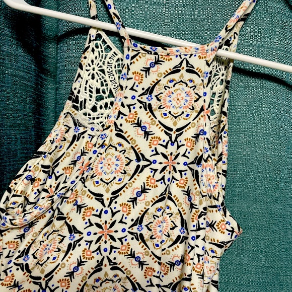 SO Silk soft Casual laced XS dress with Floral design - Picture 3 of 4